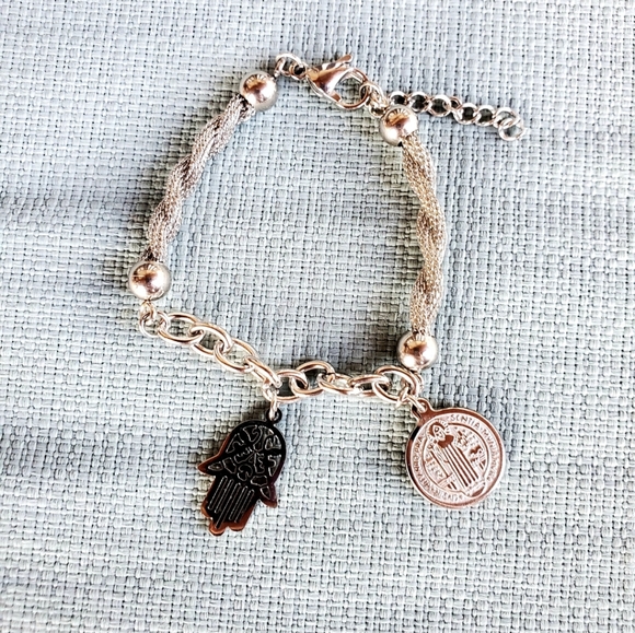 New Unique Spiritual Charm Silver Bracelet. - Picture 5 of 12